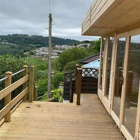 فيلا The Crest Hillside Retreat With Hot Tub Abertillery المظهر الخارجي الصورة